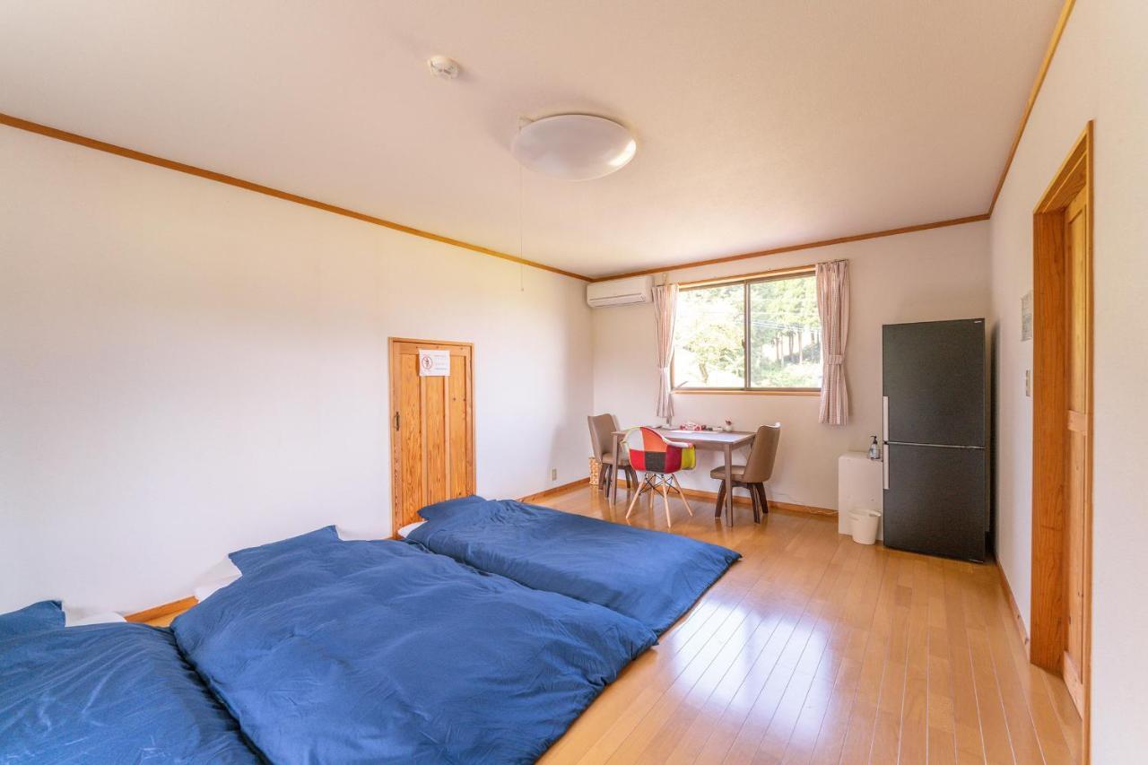Share Creative&Bed Adonoan Pensionat Takeo Exteriör bild