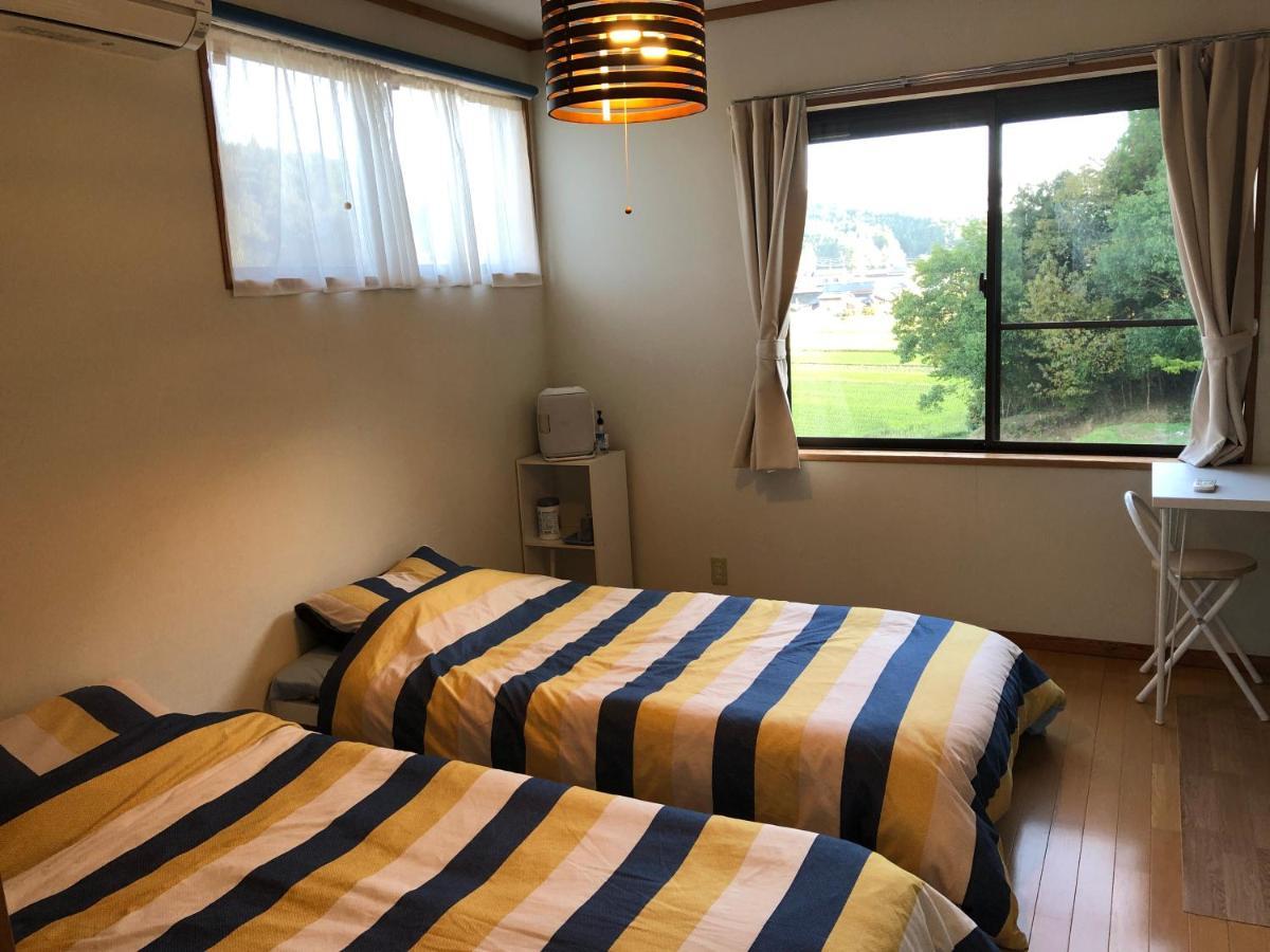 Share Creative&Bed Adonoan Pensionat Takeo Exteriör bild