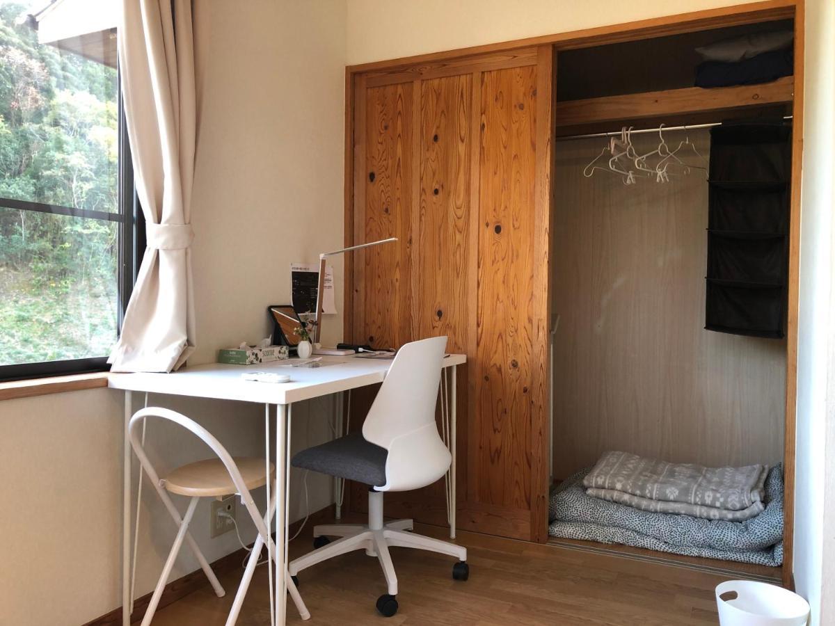Share Creative&Bed Adonoan Pensionat Takeo Exteriör bild